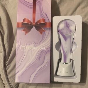 Trurituál Purple Facial Cleansing Brush
